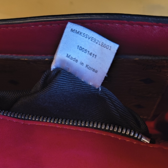 Black MCM Diamond Disco Flap 2 Way Crossbody With Swarovski Crystal Accents-GUC - Picture 8 of 9